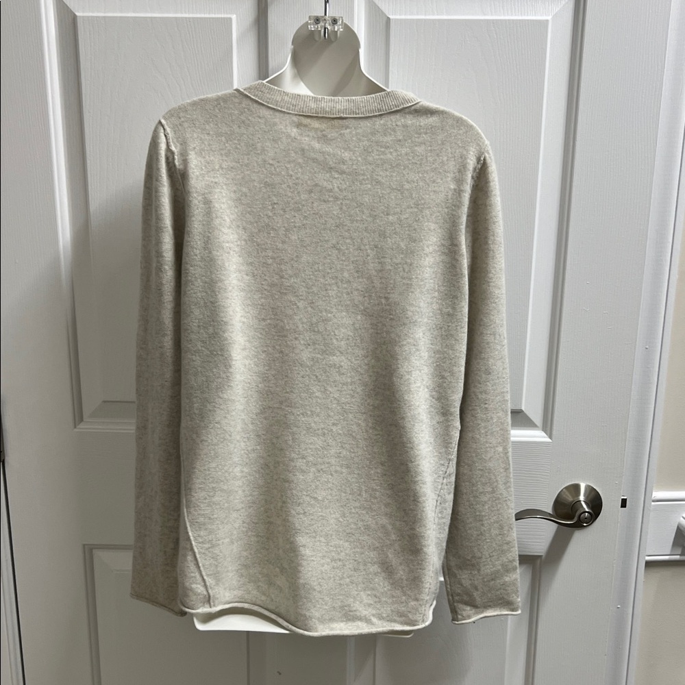 L T women’s cashmere sweater light gray Wake Up smell the coffee size Large L - Picture 5 of 7